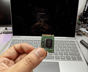 Microsoft-Surface Laptop-Go-SSD-upgrade