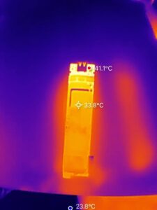 Cooler comparison state of M.2 SSD with hotspot around 41 degrees Celsius during thermal imaging